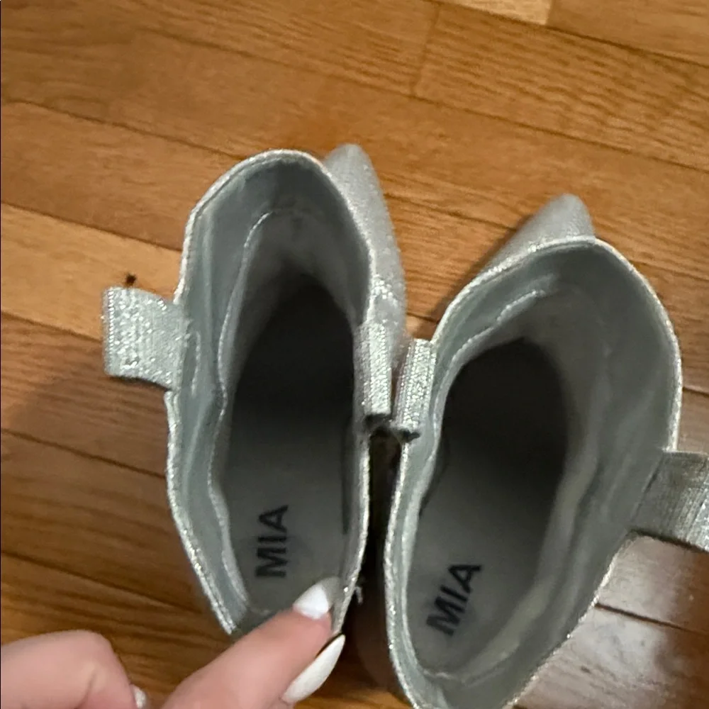 MIA Glittering Silver Heeled Boots - Picture 5 of 5